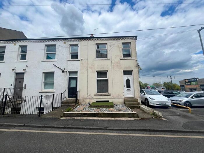 House For Sale In Bath Street, Huddersfield, HD1