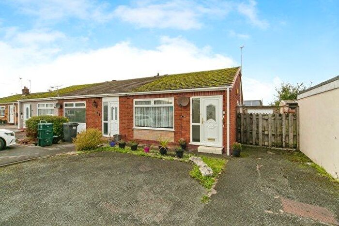 1 Bedroom Bungalow To Rent In Llys Llewelyn, Abergele, LL22
