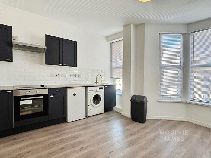 2 Bedroom Flat To Rent In Claude Road, Roath, Cardiff, CF24