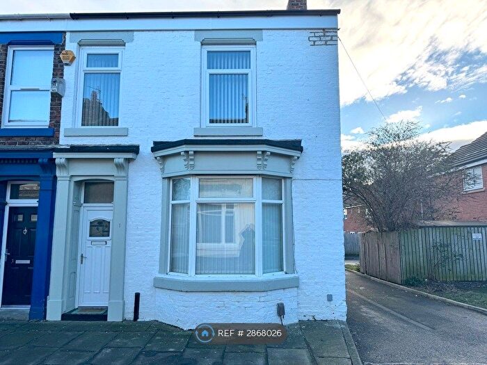 4 Bedroom End Of Terrace House To Rent In Larkhall Square, Stockton-On-Tees, TS20