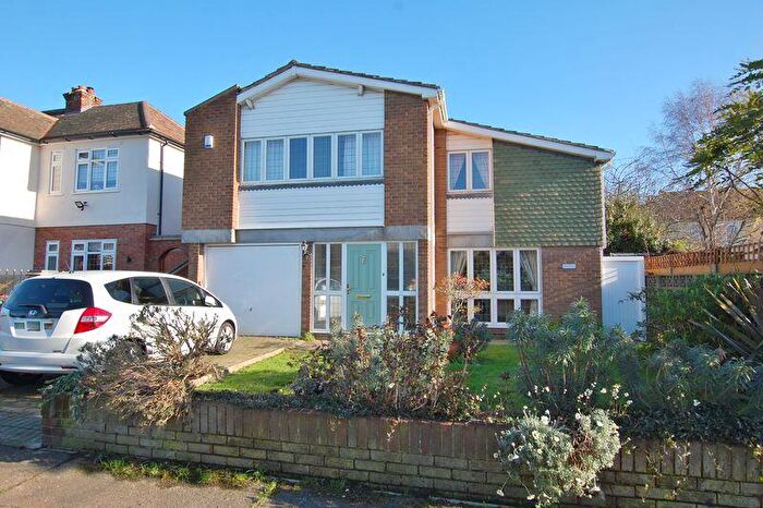 4 Bedroom Detached House For Sale In North Grays, RM16