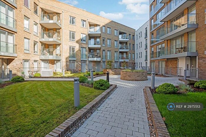 3 Bedroom Flat To Rent In St Annes St, London, E14