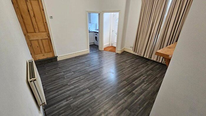 3 Bedroom Terraced House For Sale In Park Crescent, Armley, Leeds, LS12