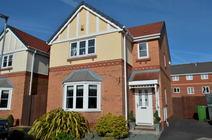 3 Bedroom Detached House To Rent In Colemere Close, Warrington WA1