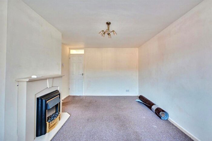 2 Bedroom Bungalow To Rent In Grenville Drive, Ilkeston., DE7