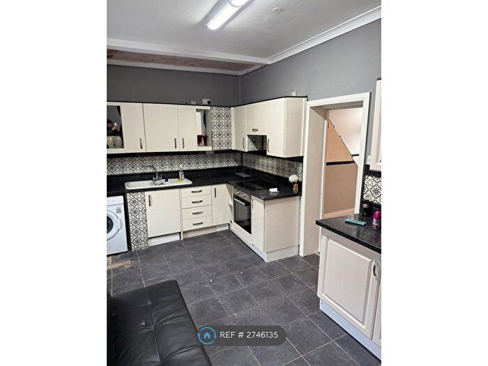 2 Bedroom Terraced House To Rent In Manor View, Washington, NE37