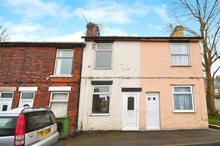 2 Bedroom Terraced House For Sale In Vivian Street, Shuttlewood, Chesterfield, Derbyshire, S44