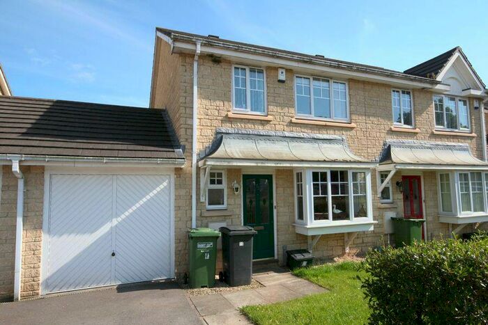 3 Bedroom House To Rent In Diana Gardens, Bradley Stoke, Bristol, BS32