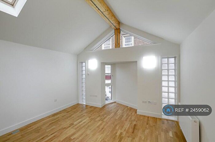 1 Bedroom Flat To Rent In St. Michaels Hill, Bristol, BS2