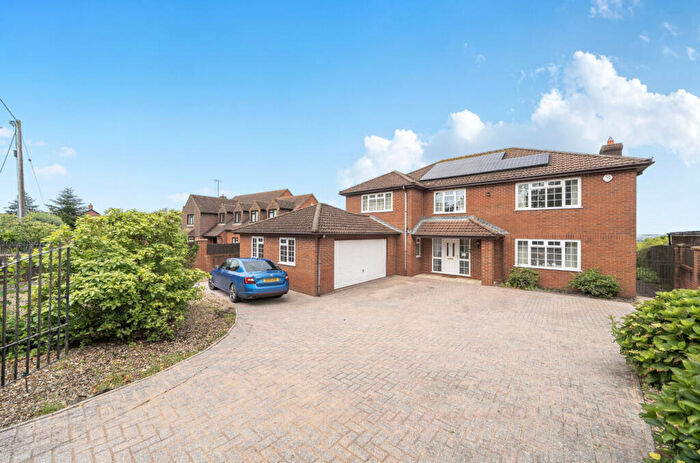 4 Bedroom Detached House For Sale In Primrose Lane, Yeovil, Somerset, BA21