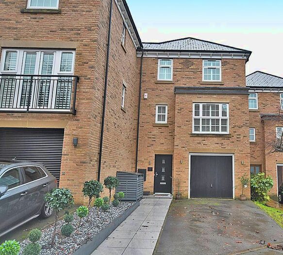 4 Bedroom Property To Rent In The Chimes, Bearsted, Maidstone, ME14