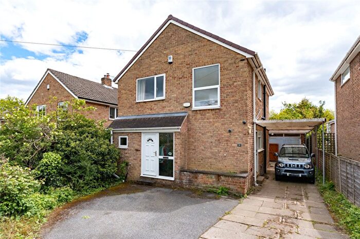 3 Bedroom Detached House For Sale In Scotland Way, Horsforth, Leeds, West Yorkshire, LS18