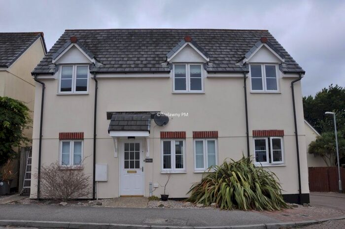 2 Bedroom Flat To Rent In Swans Reach, Swanpool, Falmouth, TR11