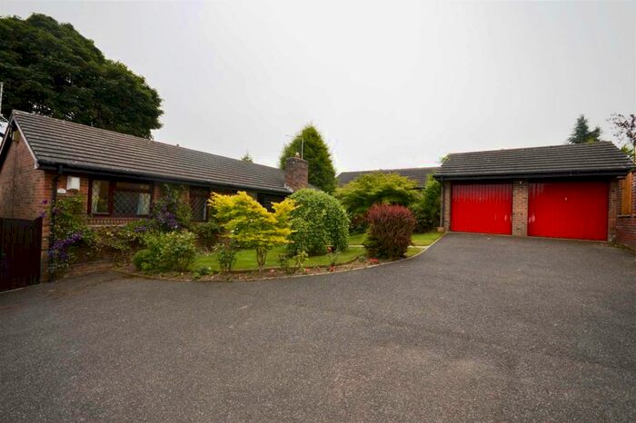 3 Bedroom Bungalow To Rent In Moorcroft Road, Fulwood, S10