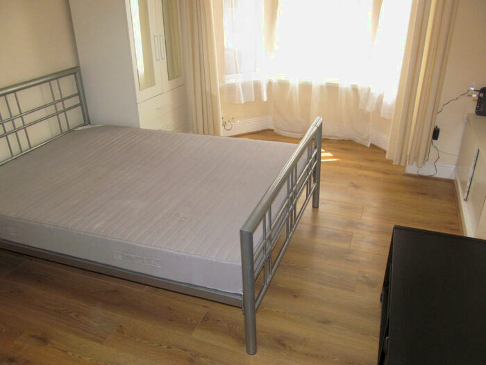 6 Bedroom Terraced House To Rent In Blenheim Road, Reading, Berkshire, RG1