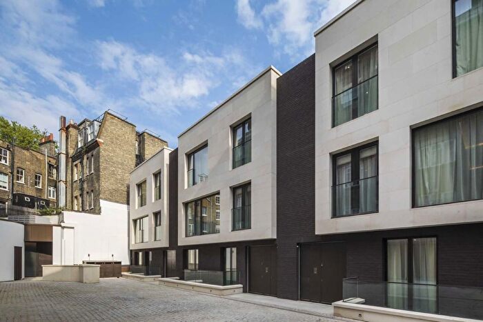 4 Bedroom Property To Rent In Mayfair Row, London, W1J
