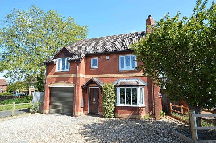 4 Bedroom Detached House To Rent In Hawthorn Crescent, Yatton, BS49