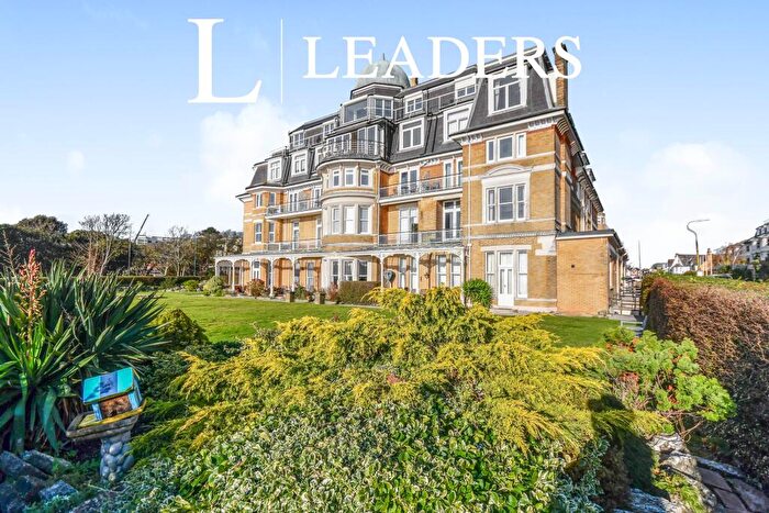 1 Bedroom Flat To Rent In Tollard Court, West Hill Road, BH2