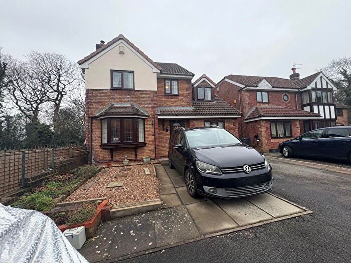 4 Bedroom Detached House For Sale In Stanning Close, Leyland, Lancashire, PR25