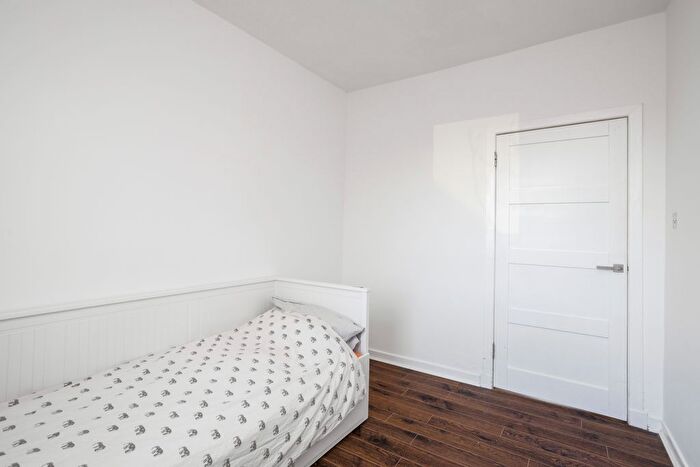 2 Bedroom Flat For Sale In / Loganlea Road, Craigentinny, EH7