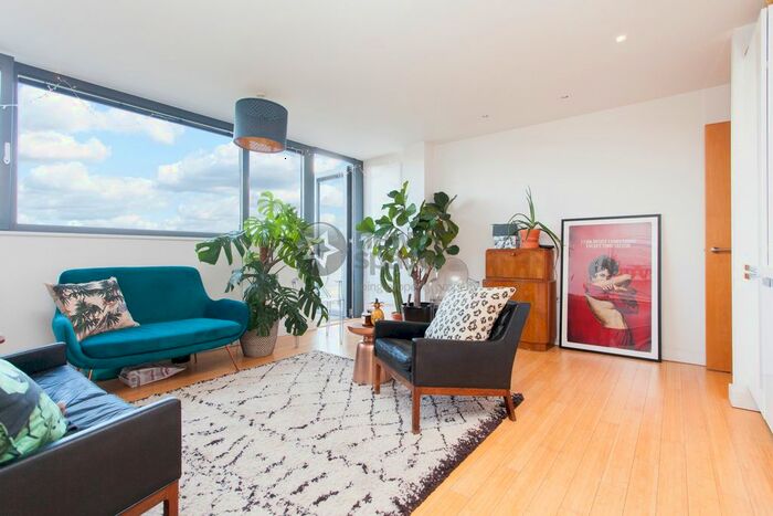 2 Bedroom Flat To Rent In Soda Studios, Kingsland Road, Hackney, E8