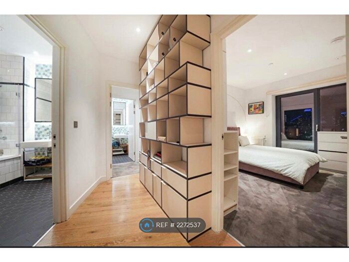 3 Bedroom Flat To Rent In Lyell Street, London, E14