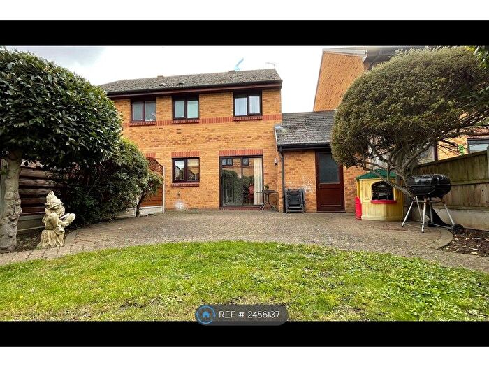 3 Bedroom Semi-Detached House To Rent In Argent Street, Grays, RM17