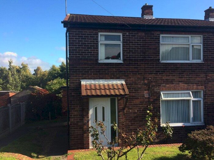 3 Bedroom Property To Rent In Linton Road, Warmfield, Wakefield WF1
