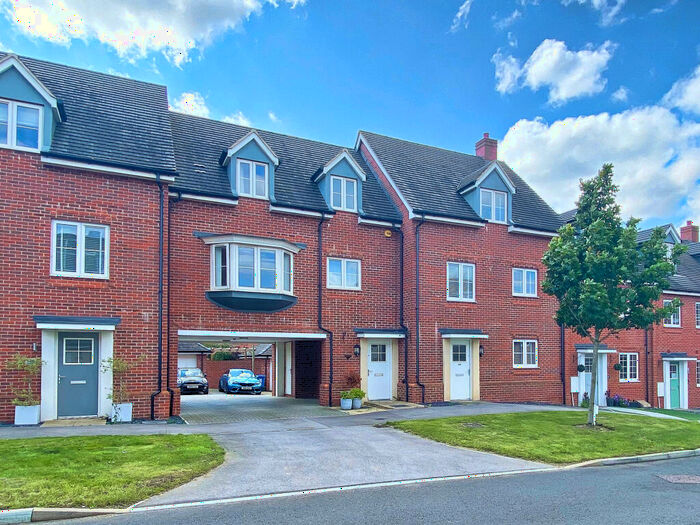 3 Bedroom Terraced House To Rent In Jubilee Drive, Church Crookham, GU52