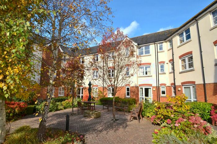 1 Bedroom Flat To Rent In Fordingbridge, SP6