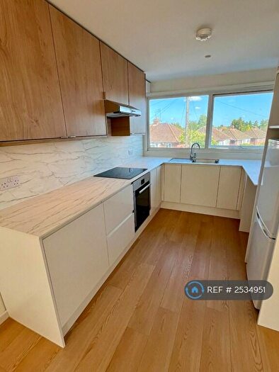 3 Bedroom Terraced House To Rent In Cliffe Way, Warwick, CV34