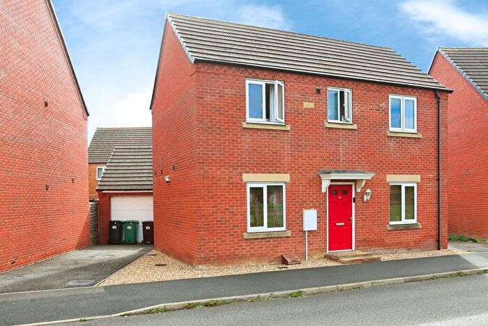 3 Bedroom Detached House For Sale In Jupiter Avenue, Peterborough, PE2