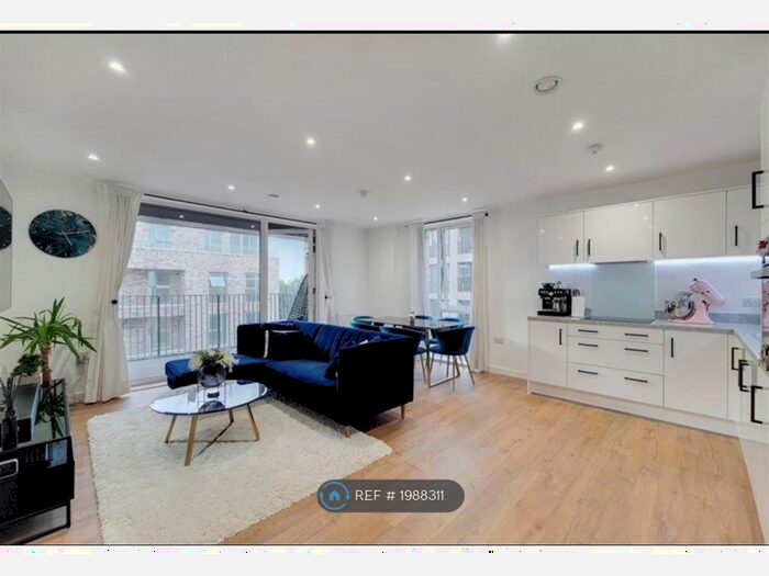 2 Bedroom Flat To Rent In Mahindra Way, London, E6