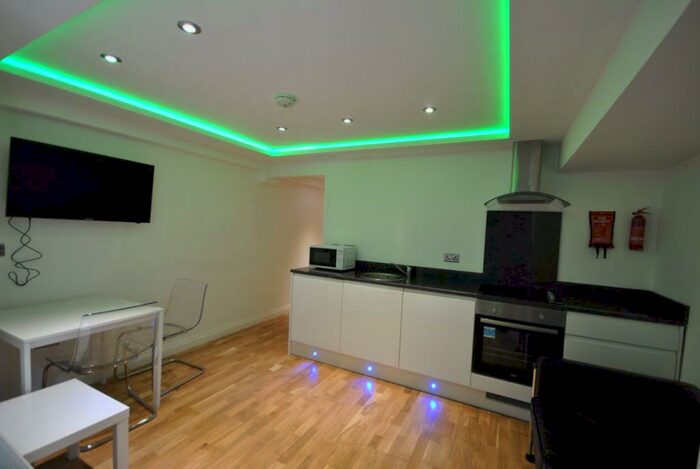 1 Bedroom Property To Rent In Newcastle Upon Tyne, Tyne & Wear, NE1