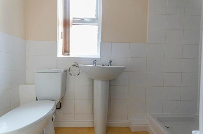 1 Bedroom Flat To Rent In Princes Avenue, Withernsea, HU19