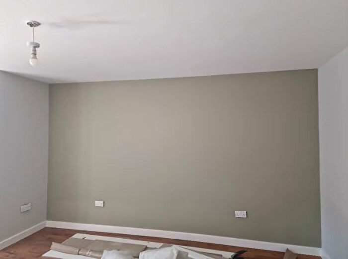 4 Bedroom Maisonette To Rent In Victoria Road, Mitcham, CR4