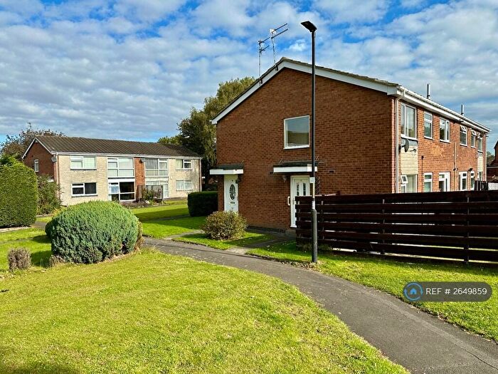 2 Bedroom Flat To Rent In Beacon Drive, Wideopen, Newcastle Upon Tyne, NE13