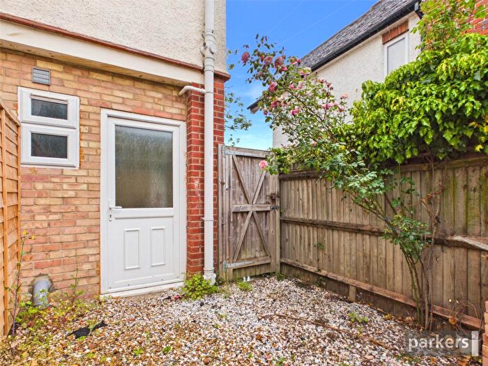Studio To Rent In Elm Road, Reading, Berkshire, RG6