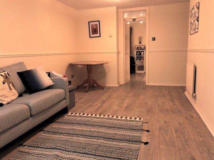 2 Bedroom Flat To Rent In Blacksmiths Drive, Ketley Grange, Telford, TF2