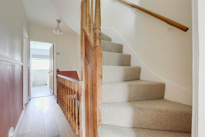 3 Bedroom Terraced House For Sale In Morley Avenue, Mapperley, Nottinghamshire, NG3