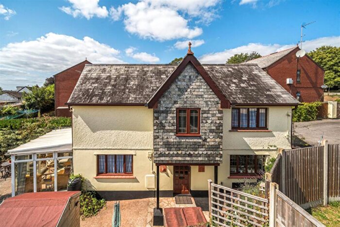 4 Bedroom Detached House For Sale In St. Andrews Road, Cullompton, EX15