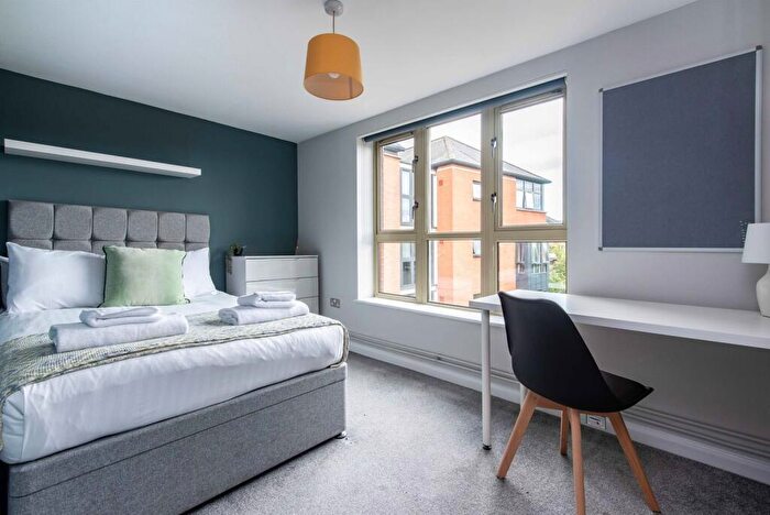 1 Bedroom Flat To Rent In Malin Hill, Nottingham, Nottinghamshire, NG1