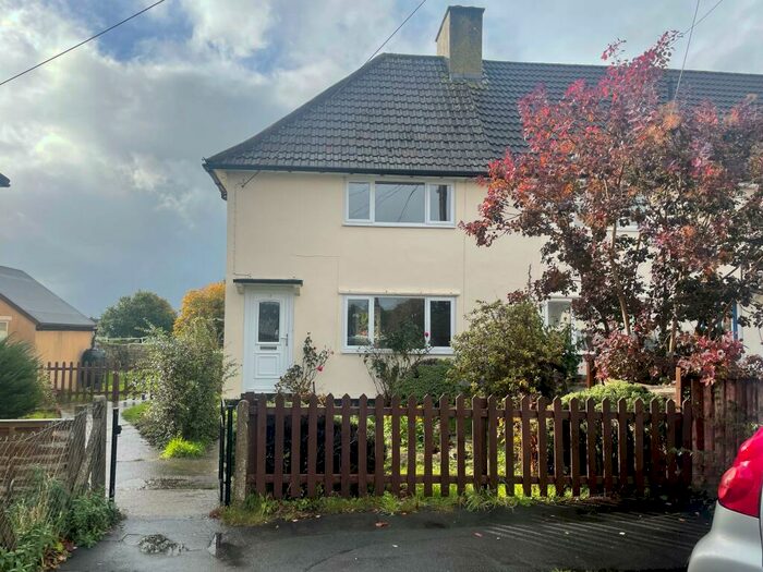 3 Bedroom Semi-Detached House To Rent In Barley Close, Wells, BA5