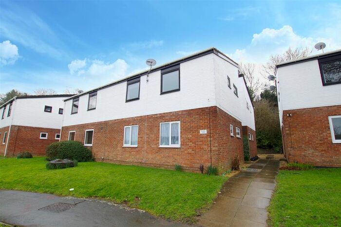 1 Bedroom Maisonette To Rent In The Heights, Old Town, Swindon, SN1