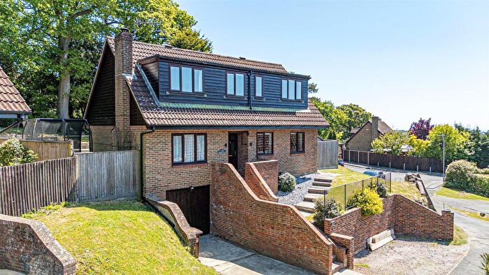 4 Bedroom Detached House For Sale In Old House Gardens, Hastings, TN34