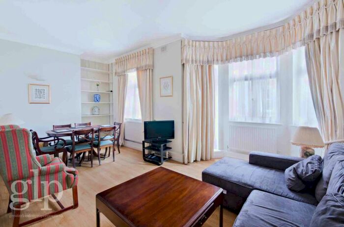 2 Bedroom Flat To Rent In Arlington Street, St James`S, SW1A