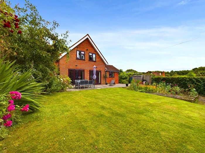 4 Bedroom Detached House For Sale In Moor Common - Frieth - No Upper Chain, HP14