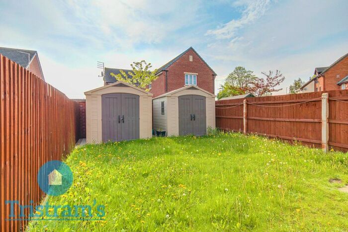 2 Bedroom Semi-Detached House For Sale In Pearce Drive, Nottingham, NG8