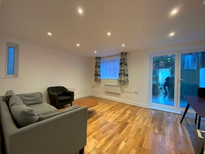 3 Bedroom Detached House To Rent In Crawford Avenue, Wembley, Greater London, HA0