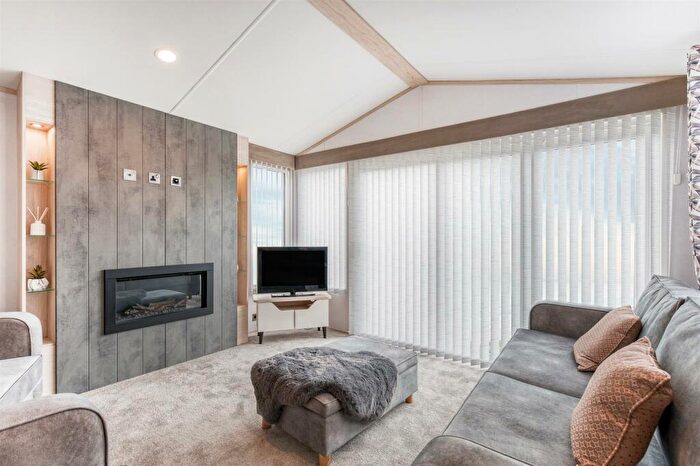 House For Sale In Plough Road, Minster On Sea, Sheerness, ME12